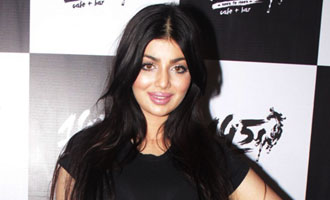 Ayesha Takia lashes out at Trollers