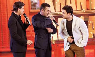 'Bajrangi Bhaijaan': Salman to screen special show for SRK, Aamir