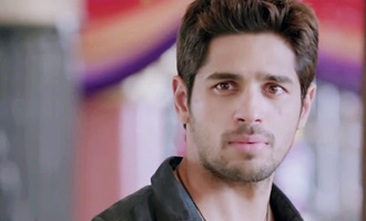 Sidharth Malhotra stands in support on Fawad Khan