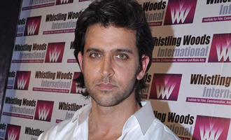 Hrithik Roshan in trouble over pending date???