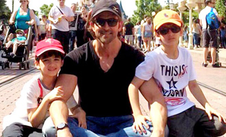 Hrithik Roshan to take sons Hrehaan and Hridaan on an extended vacation