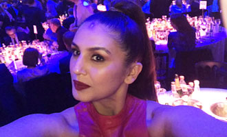 Huma Qureshi dazzle at Brit Awards 2017