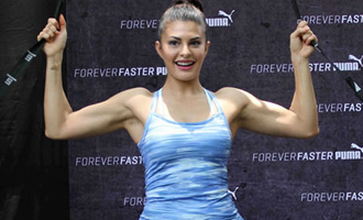Jacqueline Fernandez adopts new fitness regime for 'Dishoom' and 'A Flying Jatt'