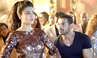 John Abraham, Shruthi Haasan sizzle in 'Welcome Back' title track