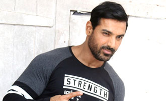 John Abraham: Looking good all the time can be tedious for artists