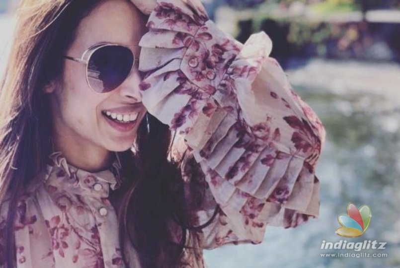 Malaika Arora’s Million Dollar Smile Is A Perfect Treat For All Her Haters!