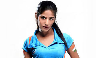 Poonam Pandey wanted to be famous like Khans and Kapoors