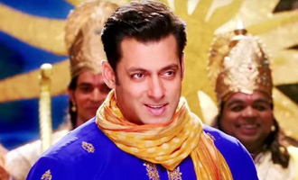 Salman Khan is now leading 200 Crore Club after 'Prem Ratan Dhan Payo'