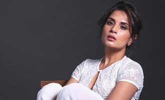 Pooja Bhatt gaga over Richa Chadha's look in 'Cabaret'