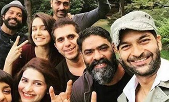 'Rock On 2' wraps up shoot at Gateway of India!