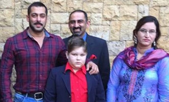 Salman Khan clicks pictures with his crazy 11-year-old fan
