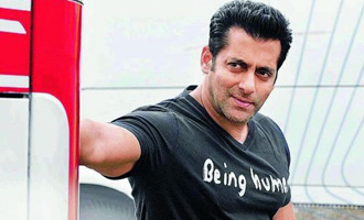 Salman Khan painted his room walls: 'Prem Ratan Dhan Payo'