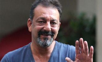 CONFIRMED: Sanjay Dutt to be released on 25th February 2016