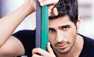 Why Sidharth is keen to watch 'Spectre'?