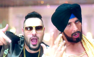 Akshay Kumar raps for 'Singh is Bliing'