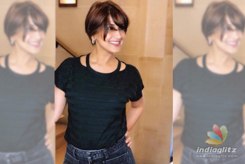 Here’s How Sonali Bendre Switched On Her Sunday Sunshine!