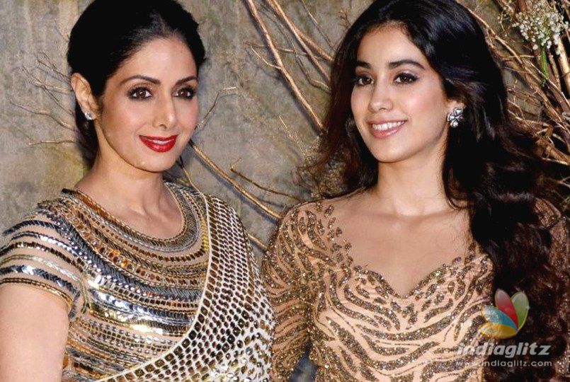 Janhvi Kapoor Shares A Throwback Pic On Mom Sridevi’s First Birth Anniversary