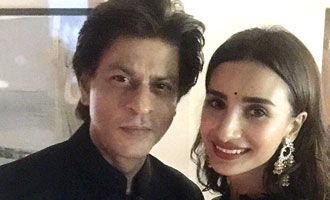 Patralekha 'blushed like a child' in SRK's presence