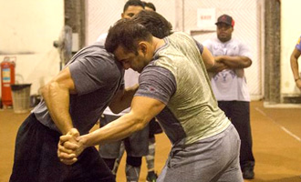 'Sultan': Salman Khan starts training session