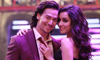 Tiger & Shraddha's fresh pairing loved by audience: 'Baaghi'!