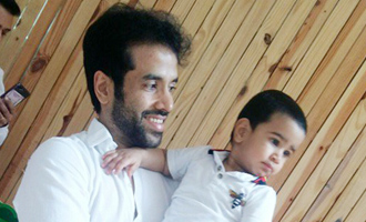 Tusshar Kapoor: Laksshya doesn't have too much separation anxiety