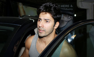Varun Dhawan Spotted at Sunny Super Sound for Dubbing of 'Badrinath Ki Dulhania'
