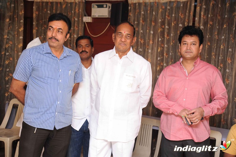 'Krantiyogi Mahadevaru' Film Press Meet