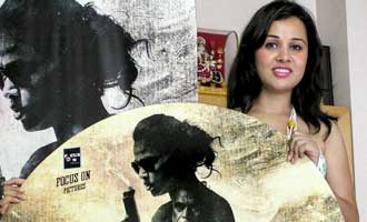 Bullet Rani Kannada Stills with DVD Cover