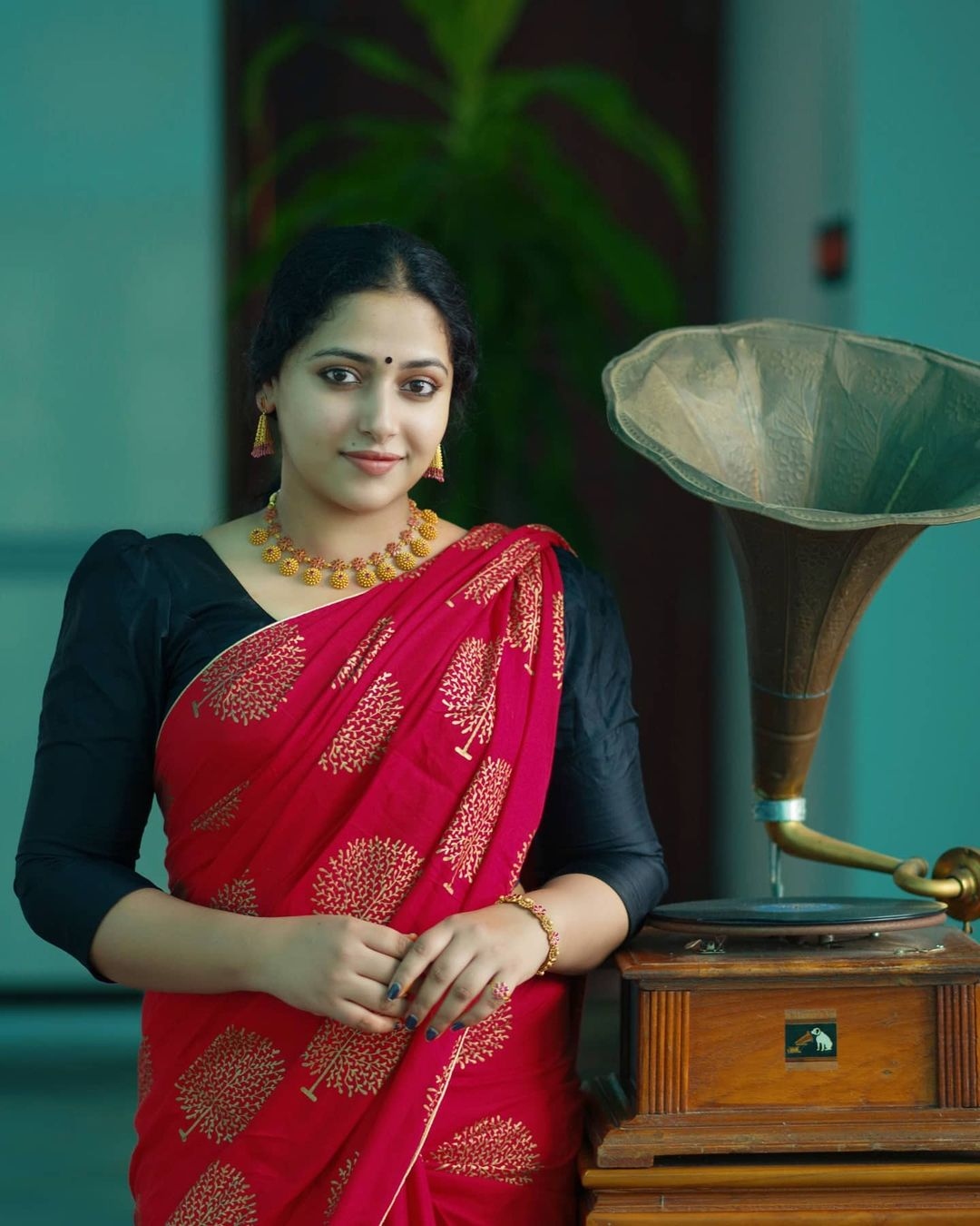 Anu Sithara to team up with Premam actors! - Malayalam News ...