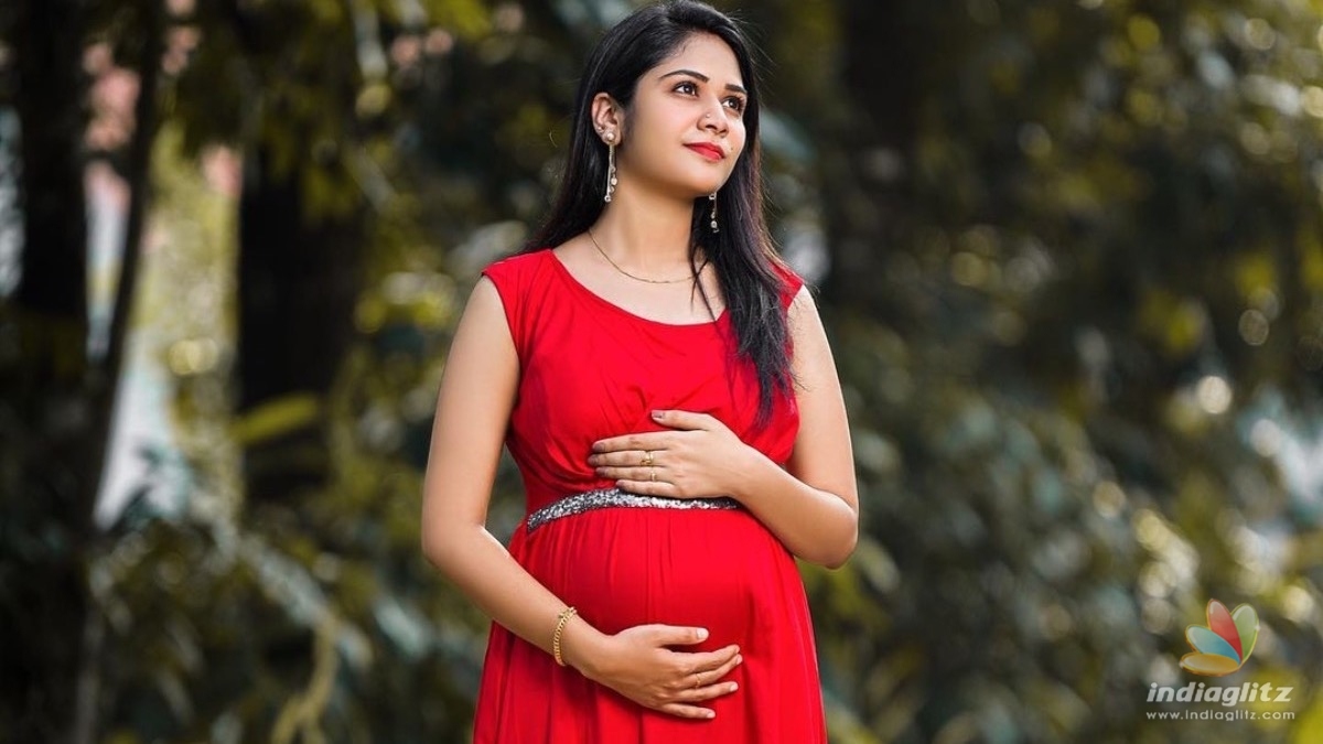 Serial actress Darshana blessed with a baby boy
