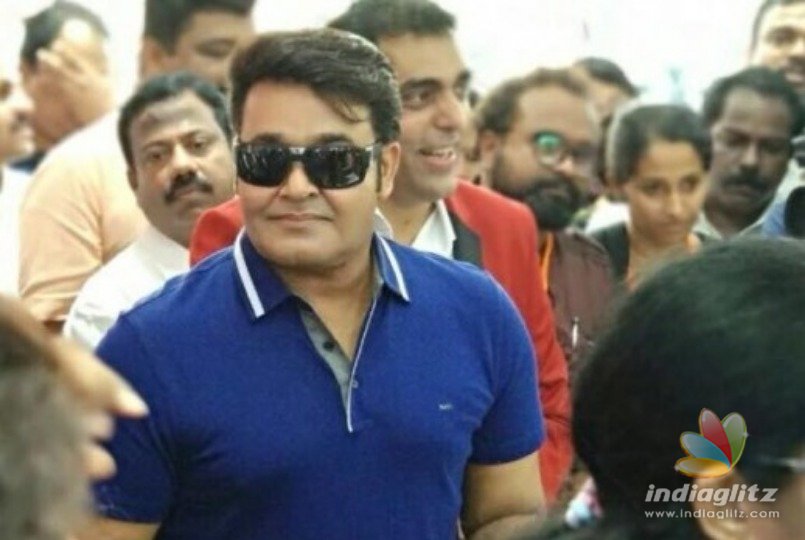 Heres the glimpse of Prabha from Odiyan!