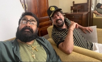 See pic: Mohanlal's uber cool quirky avatar goes viral!