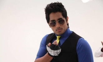Siddharth finishes dubbing for debut Malayalam movie
