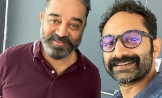 Fahadh Faasil clicks a selfie with Kamal Haasan