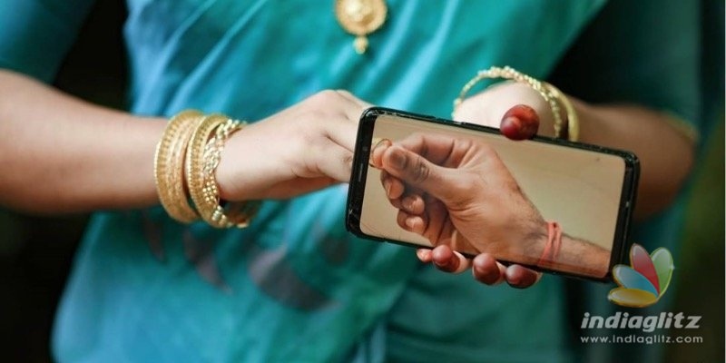 PHOTOS: Keralas virtual engagement photoshoot goes VIRAL