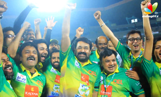 Kerala Strikers victorious moment celebrated by film stars