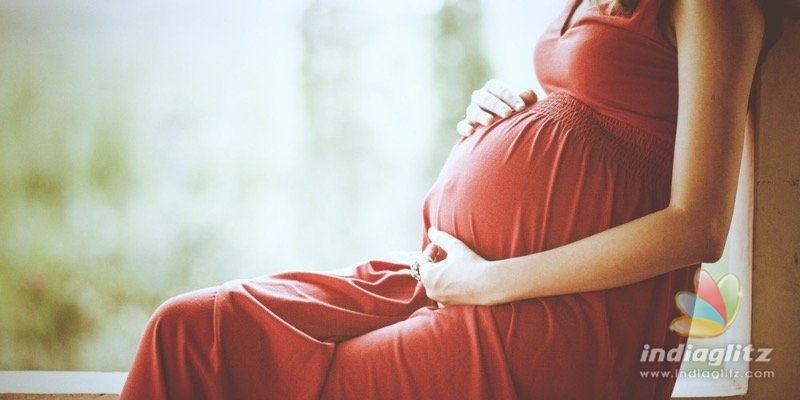 Pregnant woman loses unborn twins after being denied treatment 
