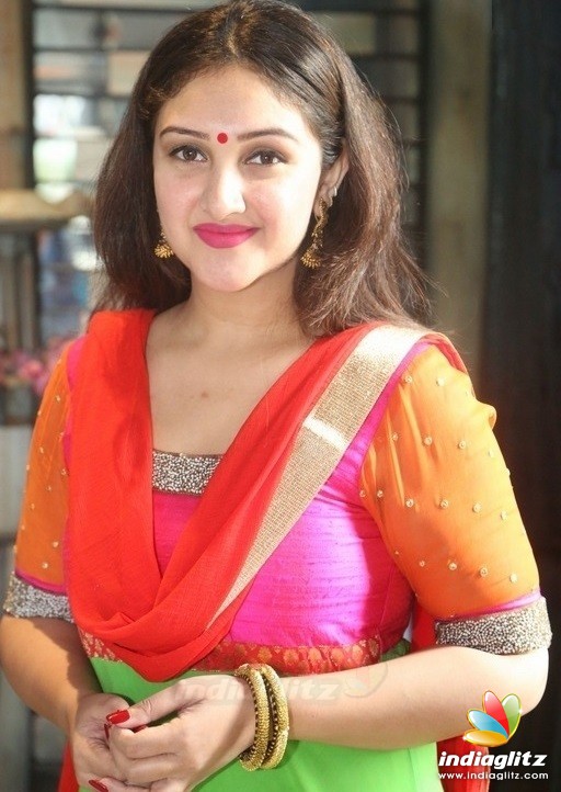 Sridevi Vijaykumar Photos - Kannada Actress photos, images, gallery ...