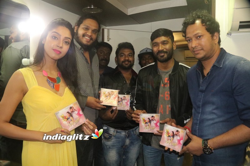 Dhanush Launches '7 Naatkal' Audio