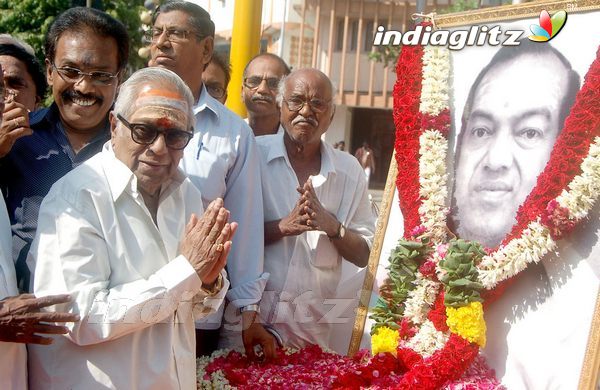 Aadhav Pays Homage To Kannadasan
