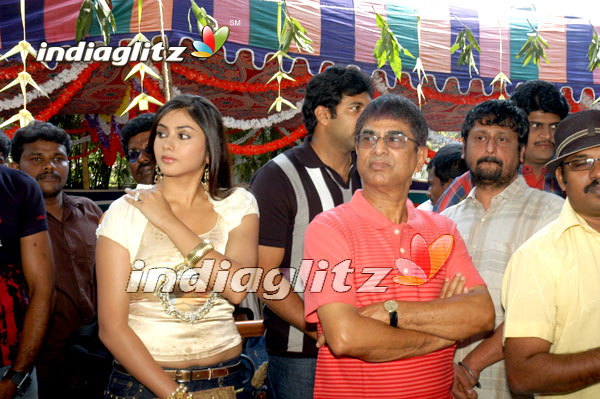 'Azhagiya Tamil Magan' Movie Launch