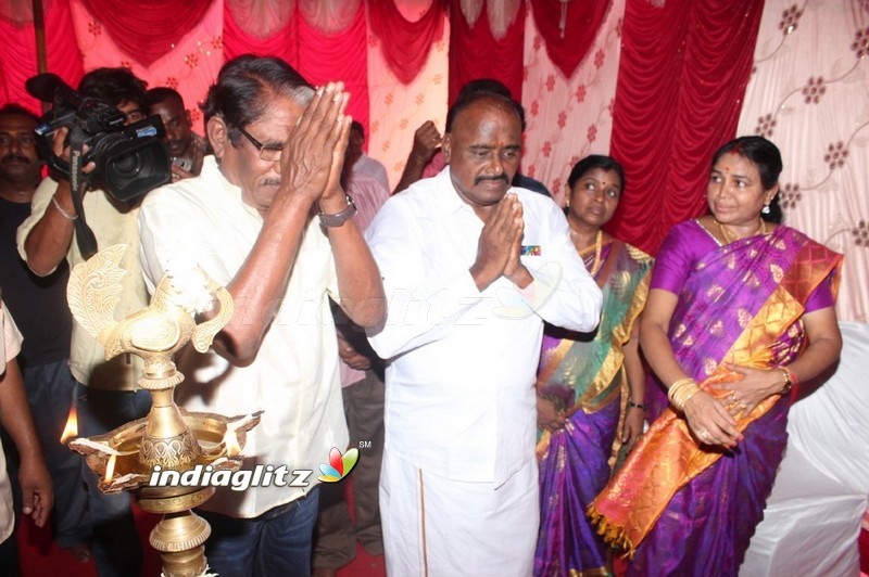 Director Bharathiraja Inaugurates SRI STUDIOS