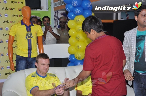 Super Kings Visit Style One