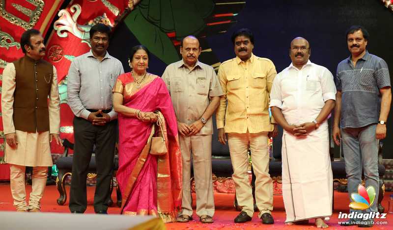 Chennaiyil Thiruvaiyaru Season 14 - Pothys Parambara Classic Awards 2018