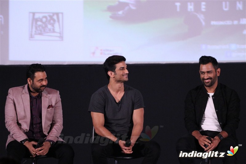 MSD at 'Dhoni' Movie Press Meet