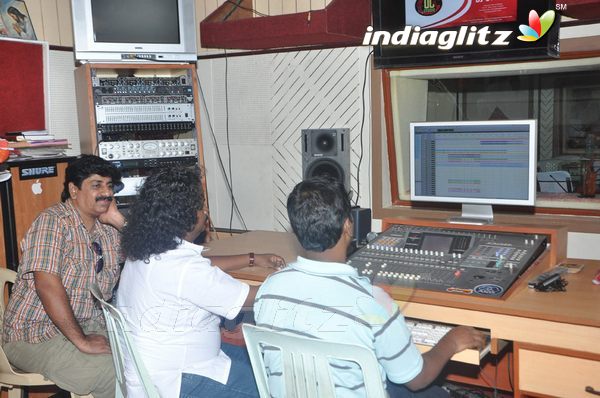 'En Peyar Kumarasamy' Song Recording