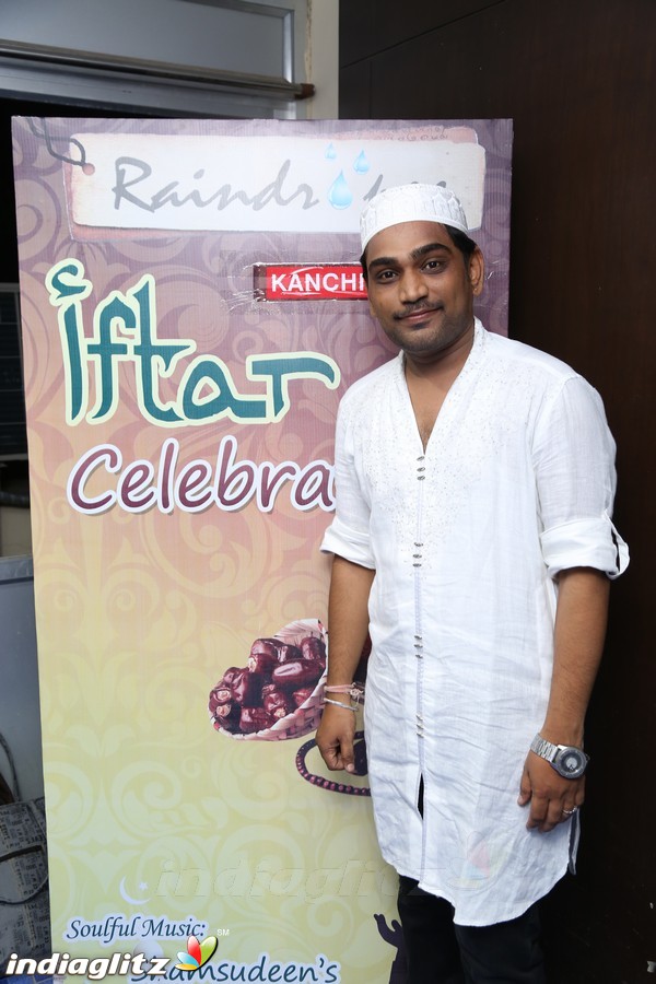 Music Director Ghibran, A.R.Raihanah and Taj Noor at Iftar Party