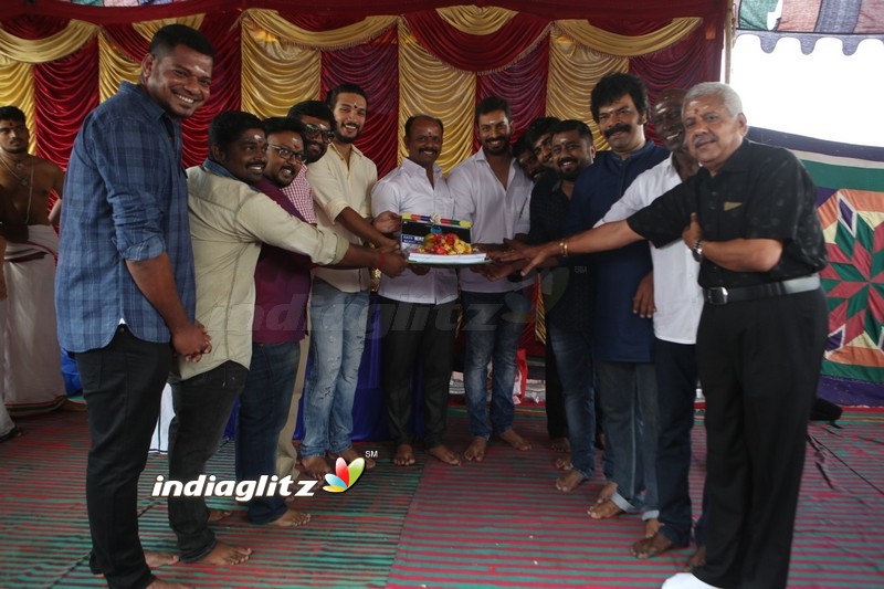 'Iruttu Arayil Murattu Kuthu' Movie Launch