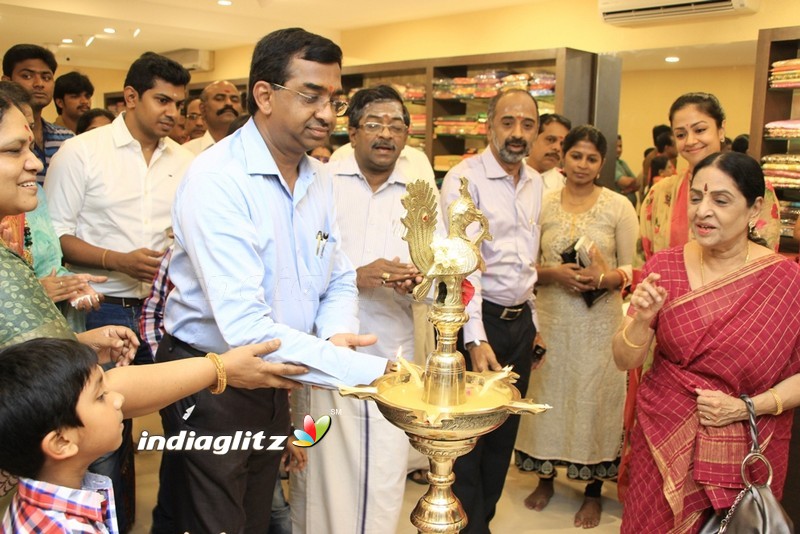 Jyothika Launches Shringaram Boutique at CIT Nagar Mylapore