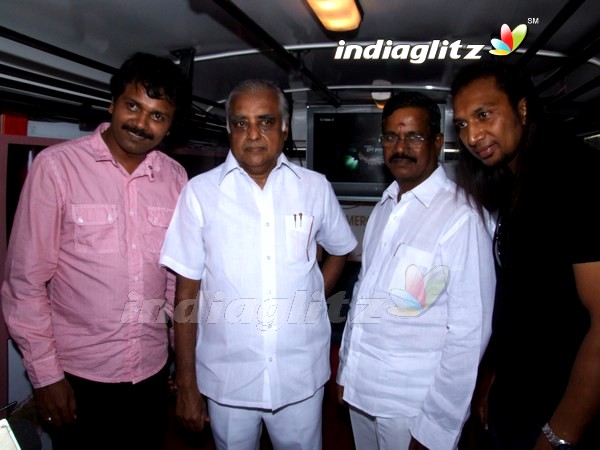 `Kanthaswamy' Bus To Visit Fans